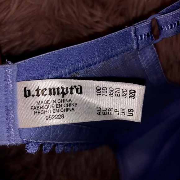 B. Tempt’d wire free push up - Picture 7 of 11